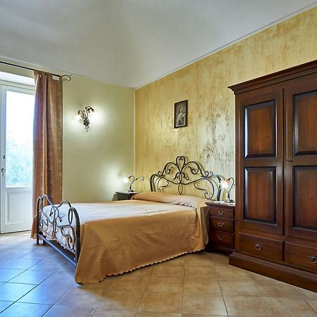 Agriturismo Conte Ruggero Βίλα Centuripe Εξωτερικό φωτογραφία
