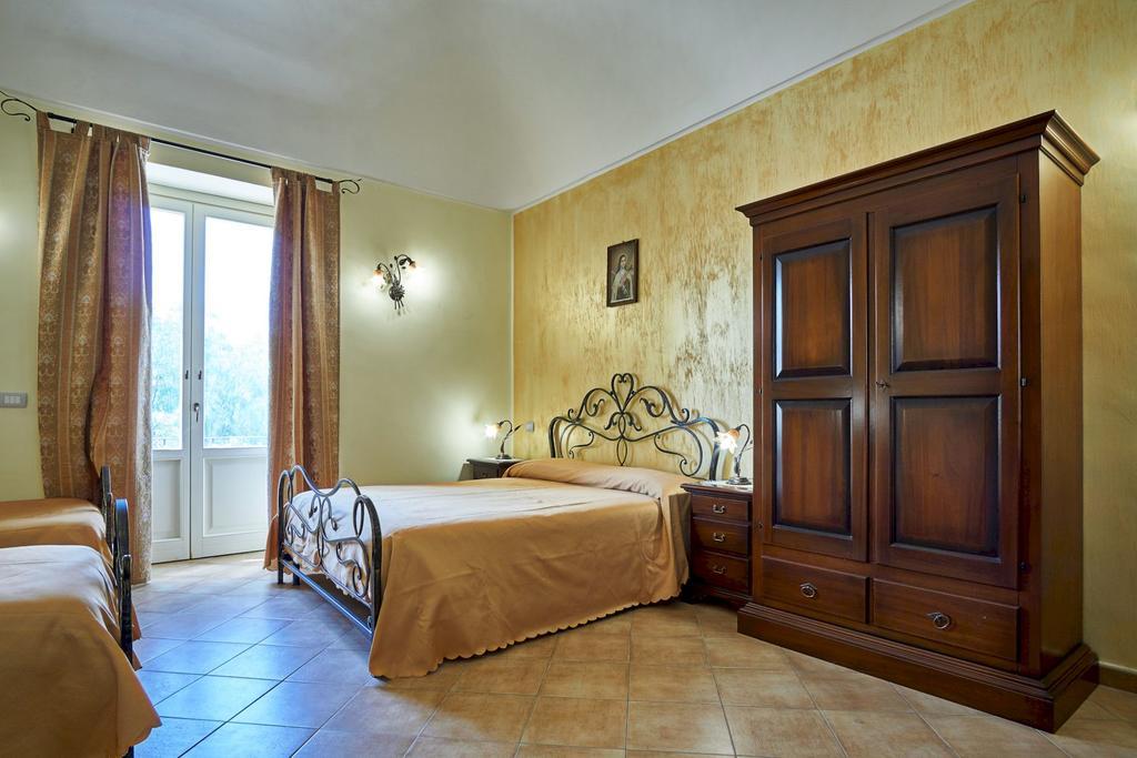 Agriturismo Conte Ruggero Βίλα Centuripe Εξωτερικό φωτογραφία